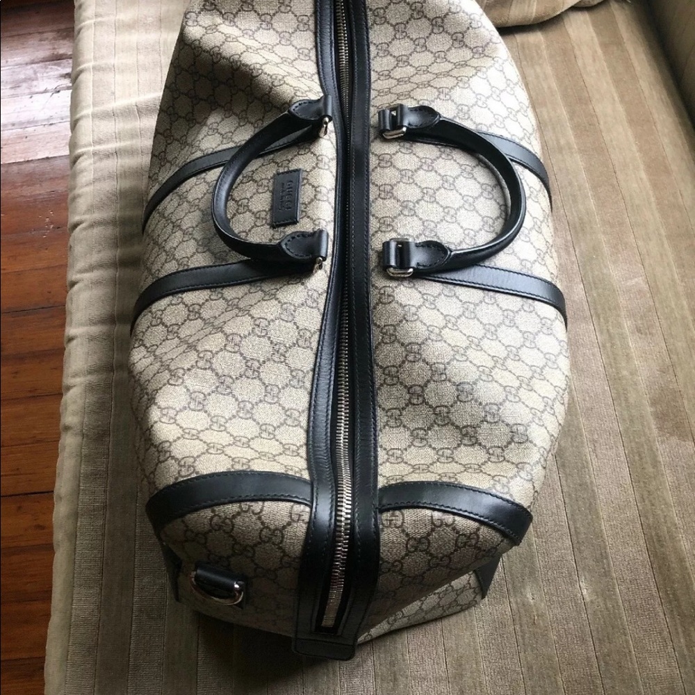 Gucci - Picture 3 of 8